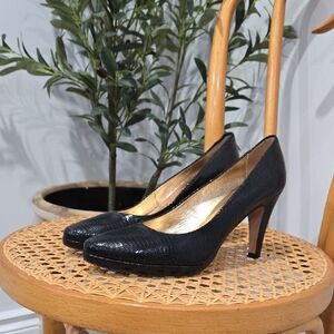 Ron White Leather "All Day Heels" Elegant Black Women's Snakeskin Heels/Pumps